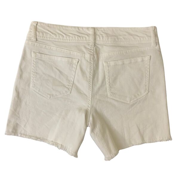 Style & Co White Jean Shorts Mid Rise Size 6P - Picture 2 of 6